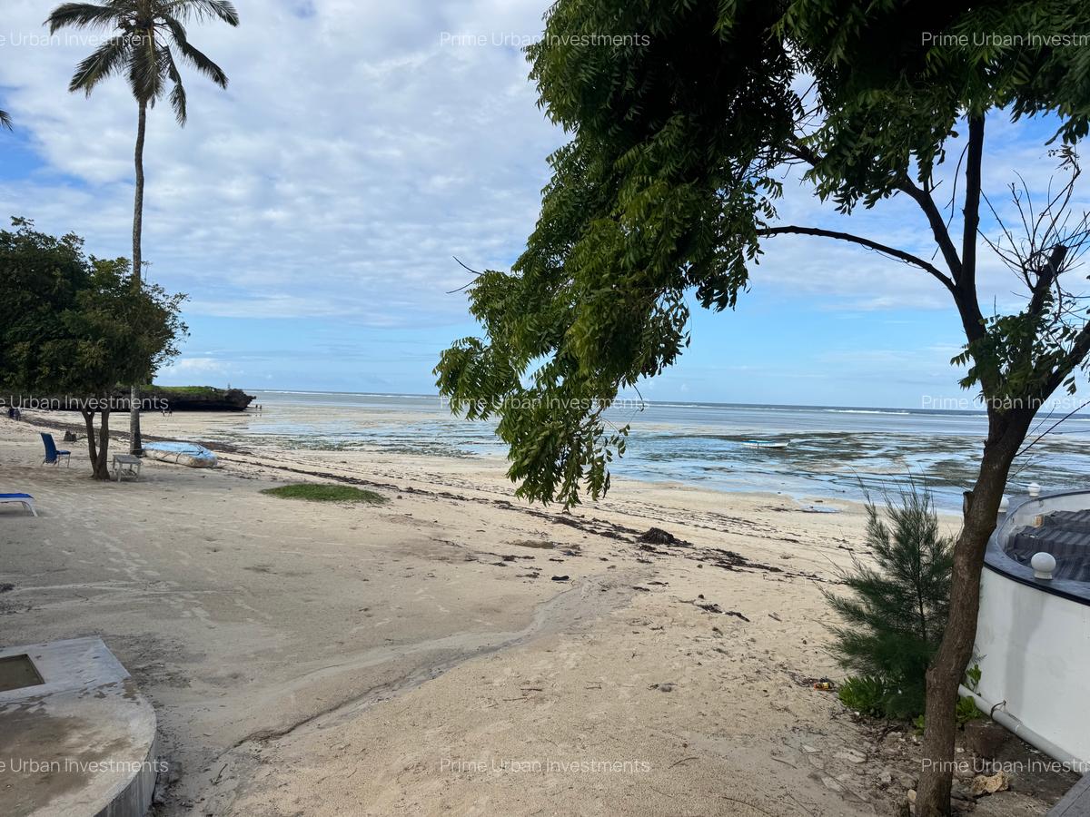 Land in Kikambala - 10