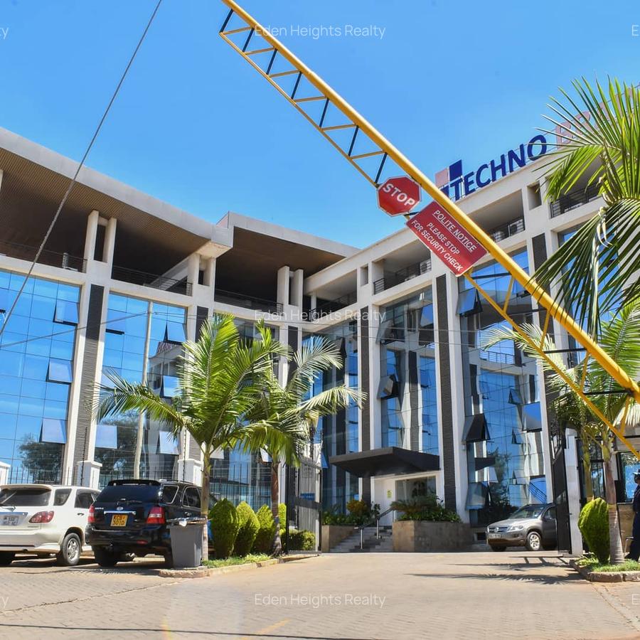 6,500 ft² Commercial Property with Backup Generator in Hurlingham - 1