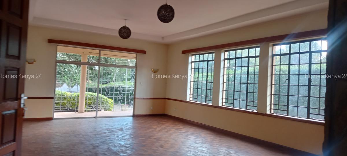 5 Bed House in Runda - 11