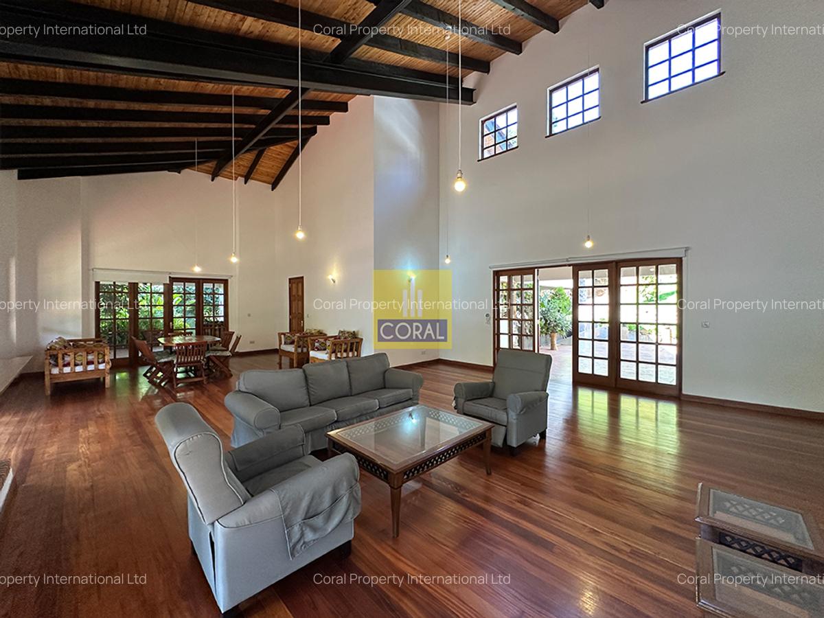 3 Bed Apartment in Nyari - 2