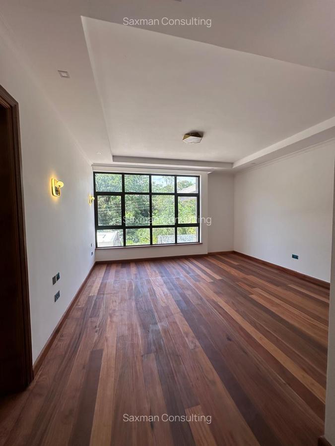 5 Bed House with En Suite in Karen - 7