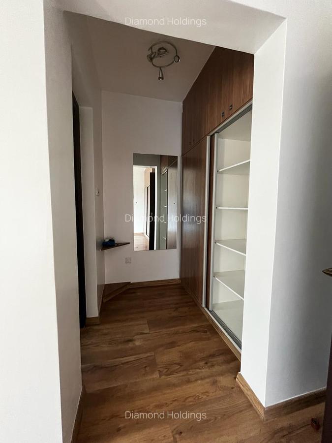 3 Bed Apartment with En Suite at Parklands - 15