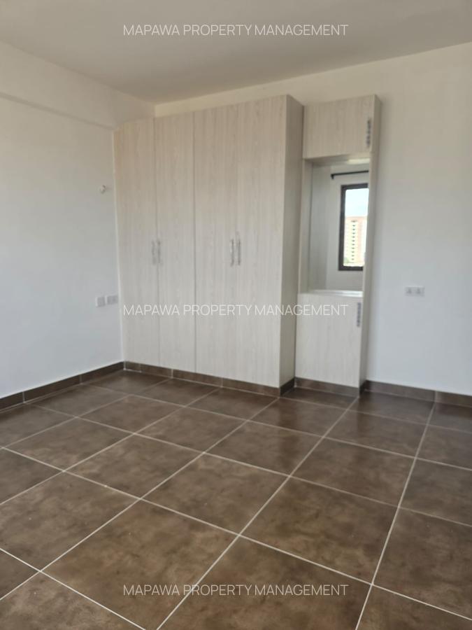 3 Bed Apartment with En Suite in Parklands - 9