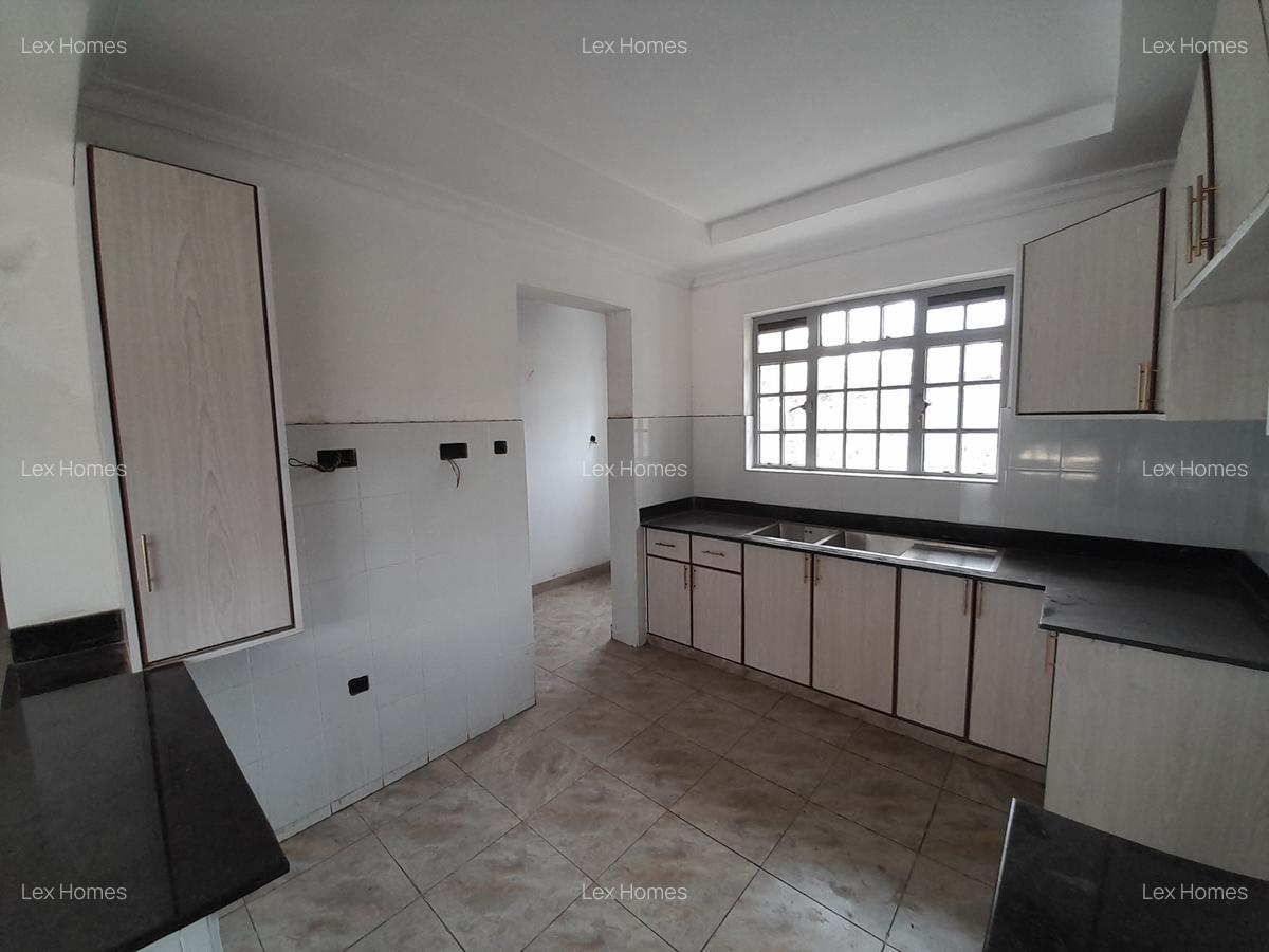 3 Bed House with En Suite at Rimpa - 6