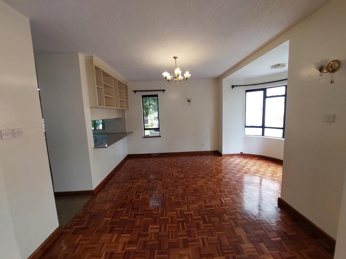 3 Bed Apartment with En Suite at Lavington - 5