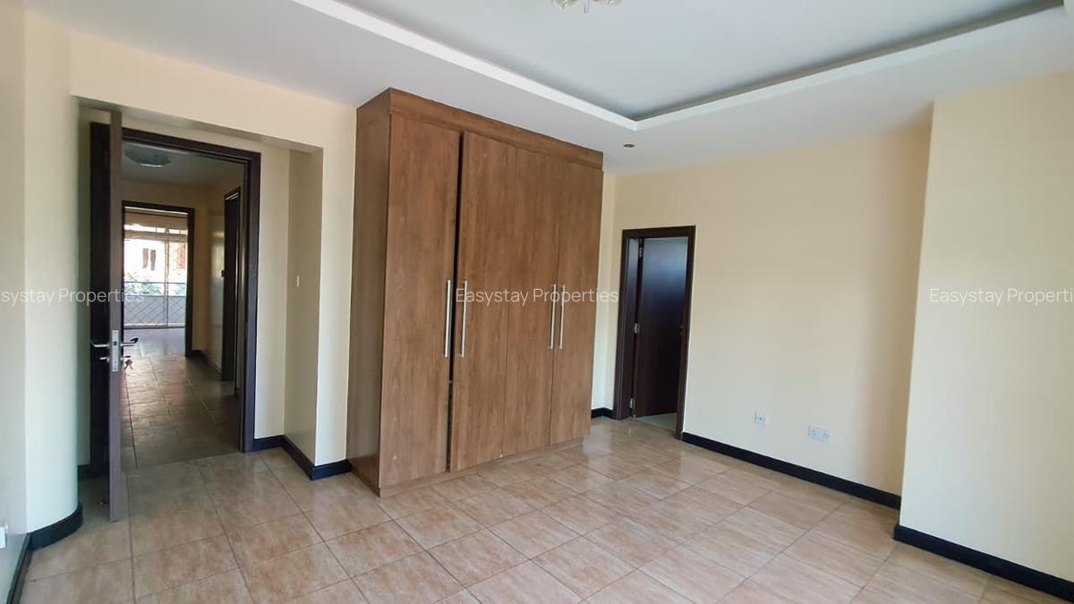 4 Bed Apartment with Swimming Pool in Kileleshwa - 6
