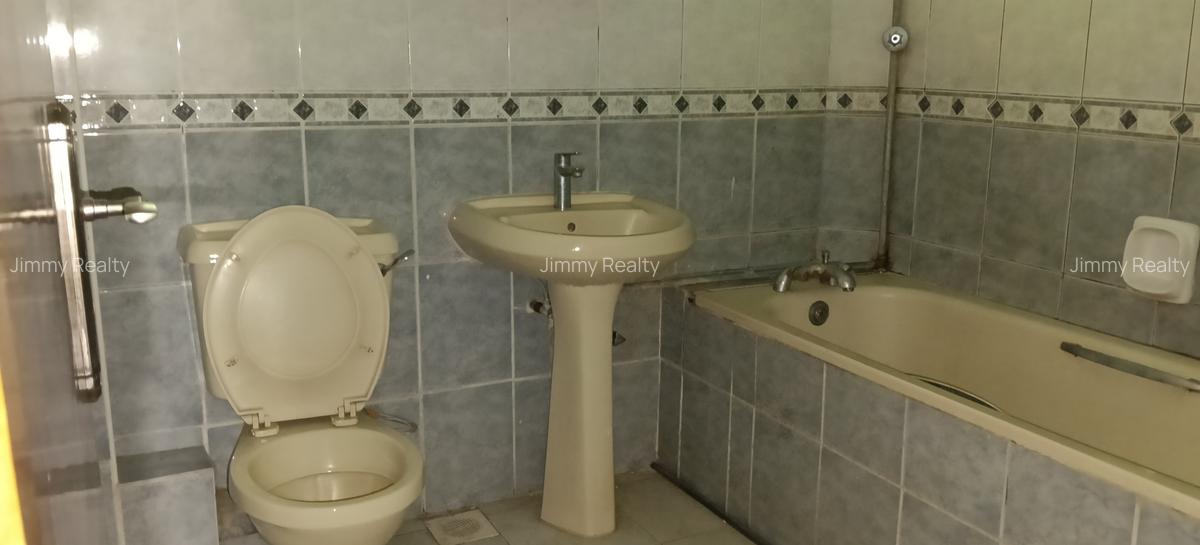 3 Bed Apartment with Swimming Pool at Opposite Coptic - 16