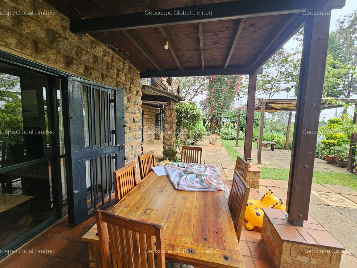 4 Bed House with En Suite in Nyari - 4