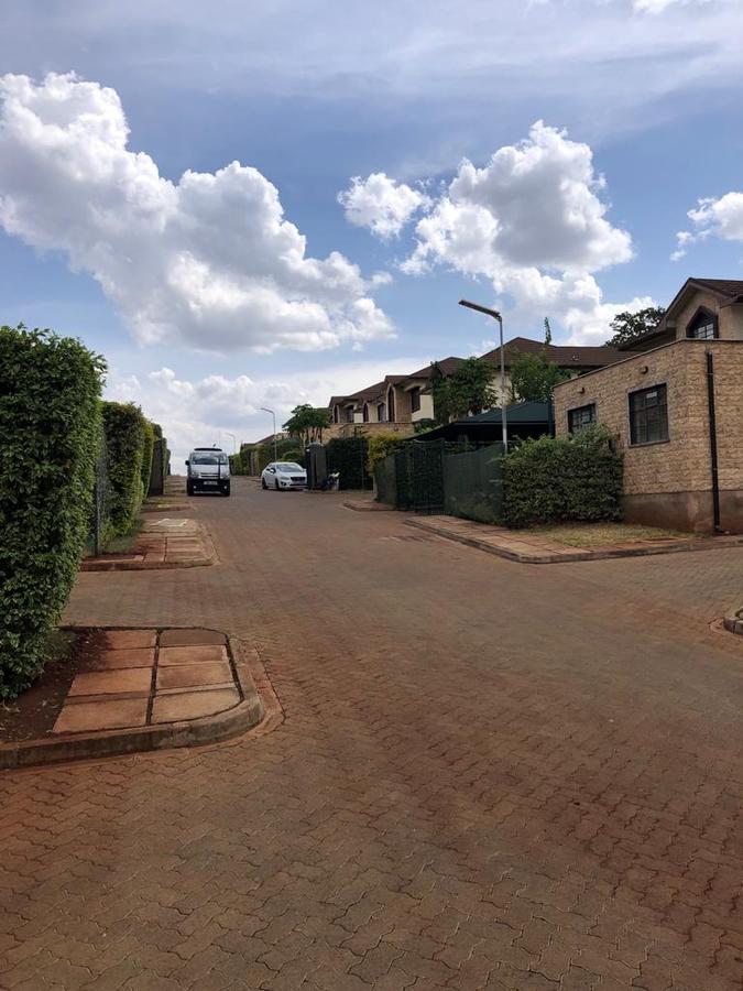 4 Bed Townhouse with En Suite in Kiambu Road - 8