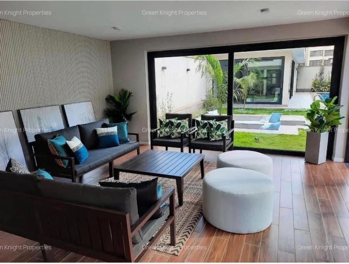 Serviced 2 Bed Apartment with En Suite in Lavington - 4