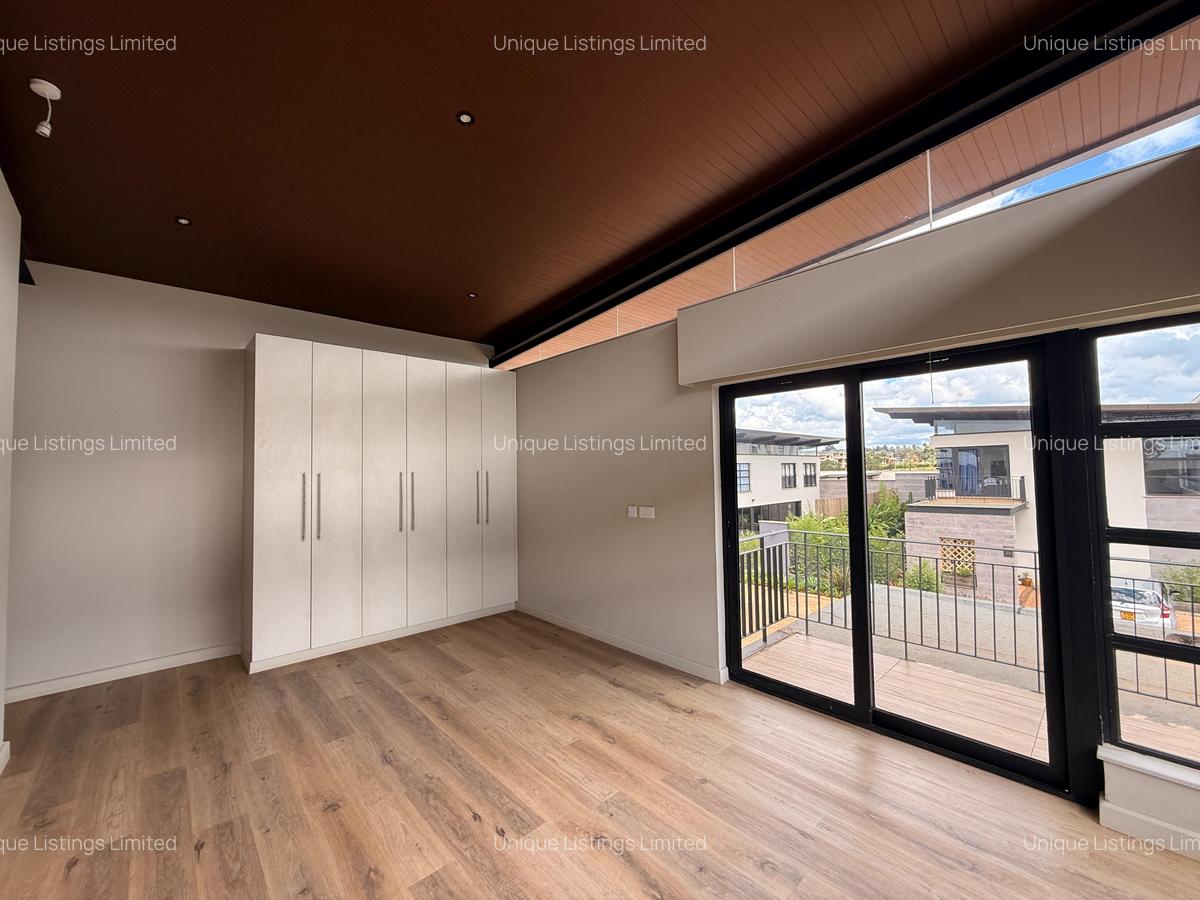 4 Bed Villa with En Suite in Runda - 11
