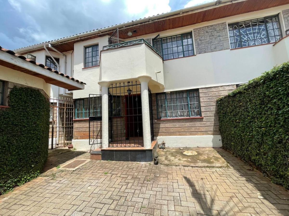 4 Bed Townhouse with En Suite at Kilelesha Estate - 12