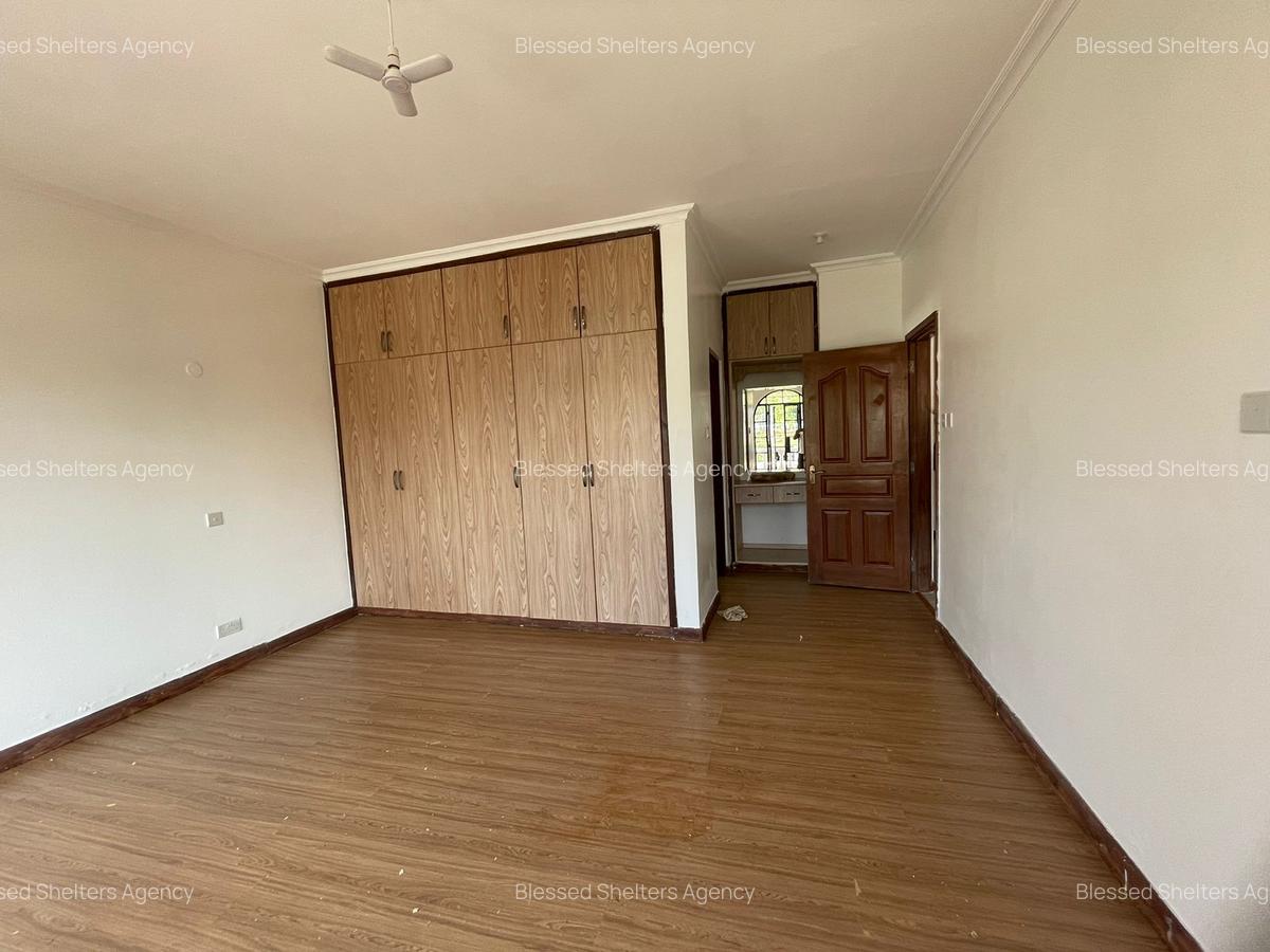 4 Bed Villa with En Suite in Kiambu Road - 16