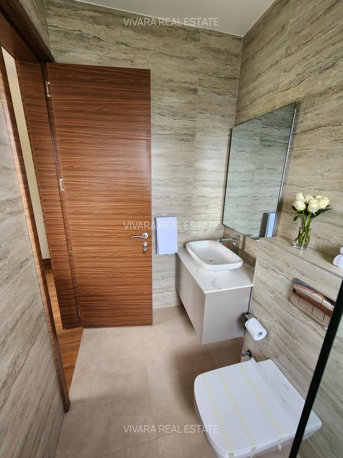 1 Bed Apartment with Swimming Pool in Riverside - 15