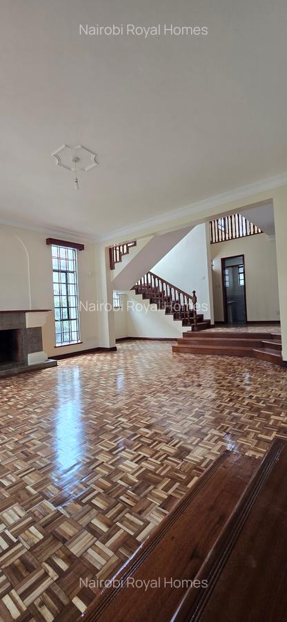 4 Bed Townhouse with En Suite at Lavington Green - 17