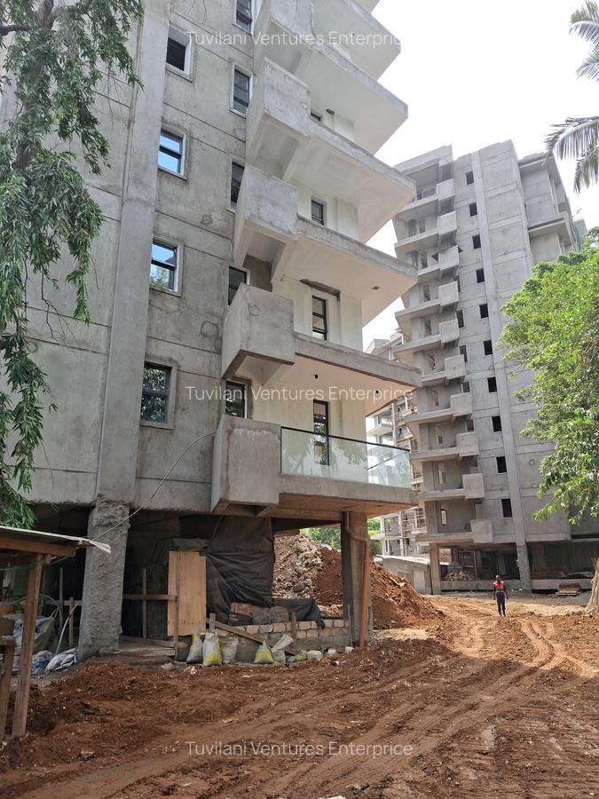 Serviced 3 Bed Apartment with En Suite at Nyali Mombasa - 9