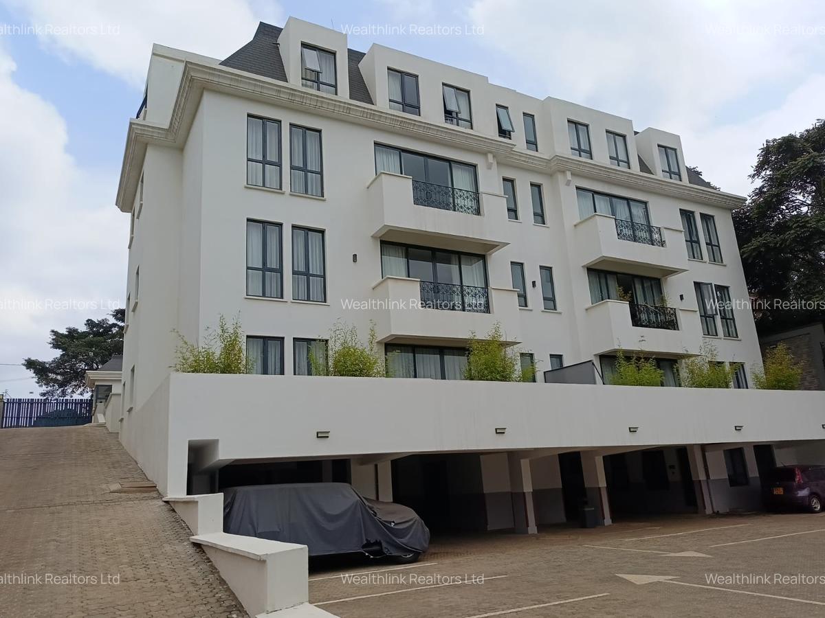 Serviced 2 Bed Apartment with En Suite at Isk - 13