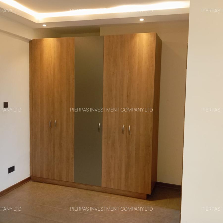 Serviced 2 Bed Apartment with En Suite in Spring Valley - 16