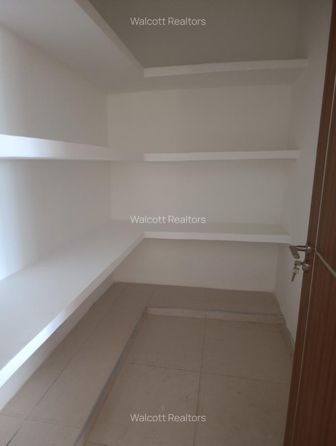 Studio Apartment with En Suite in Westlands Area - 15