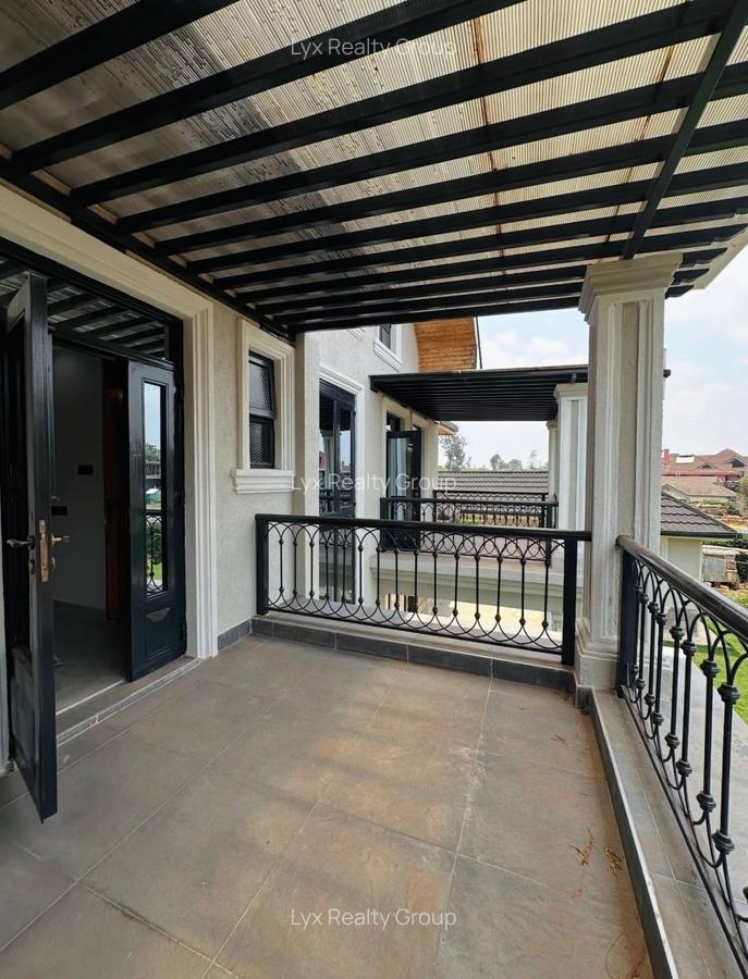 5 Bed Villa with En Suite in Runda - 11