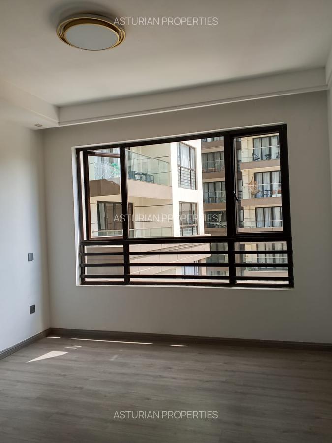 1 Bed Apartment with En Suite in Riverside - 10