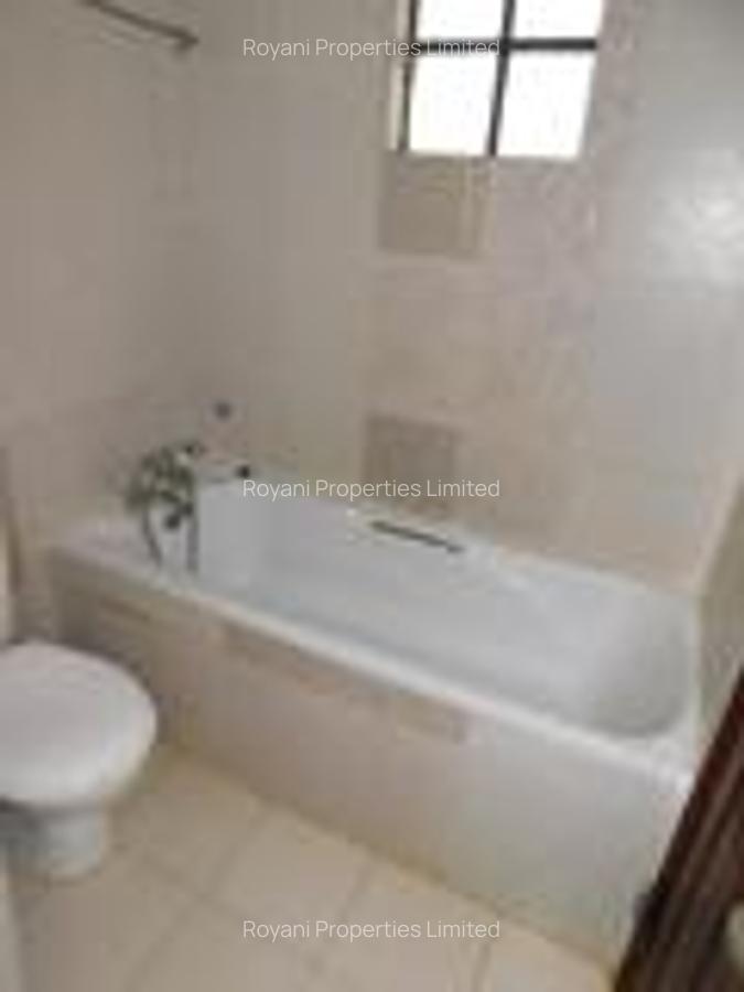 3 Bed Apartment with En Suite in Kiambu Road - 12