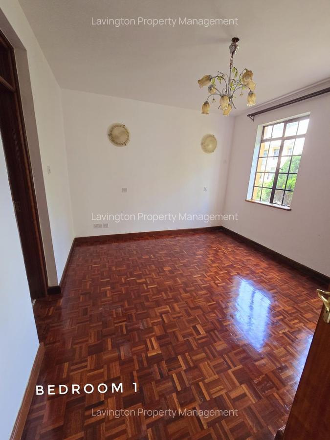 4 Bed Townhouse with En Suite at Lavington Green - 8