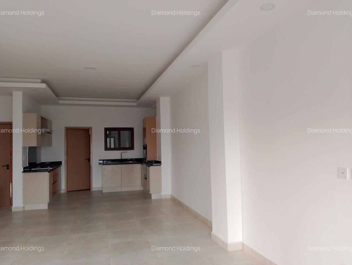 3 Bed Apartment with En Suite at Parklands - 2