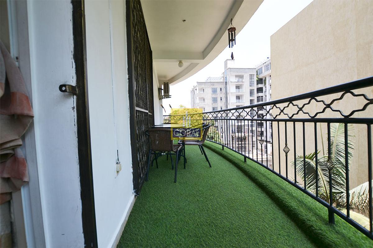 4 Bed Apartment with Backup Generator in Parklands - 7