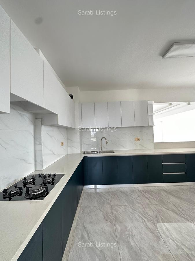 4 Bed Apartment with En Suite in Kilimani - 16