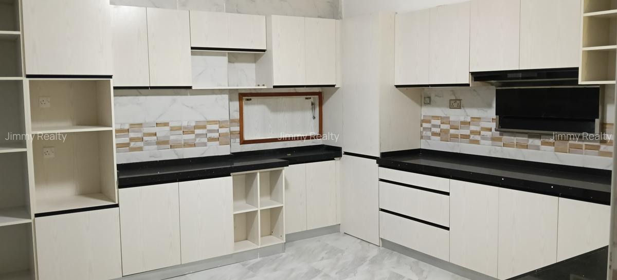 4 Bed Apartment with En Suite at Kilimani Hurlingham - 13