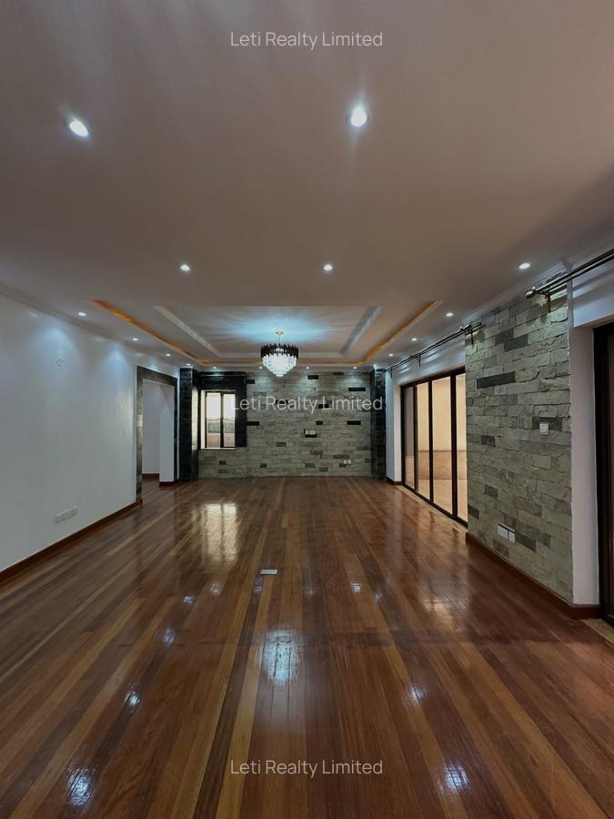 5 Bed Townhouse with En Suite in Kileleshwa - 2