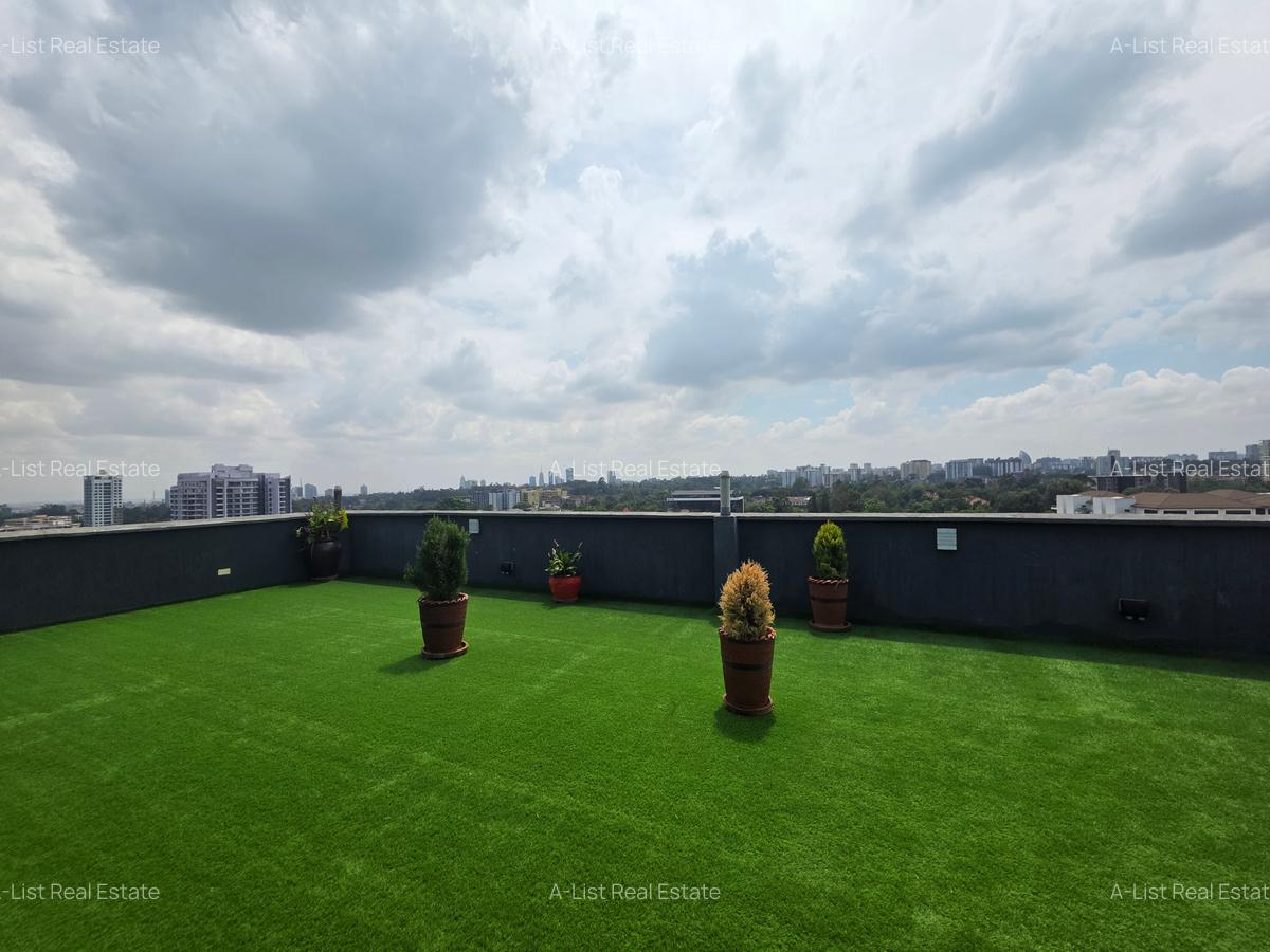 1 Bed Apartment with En Suite at Lantana Road - 12