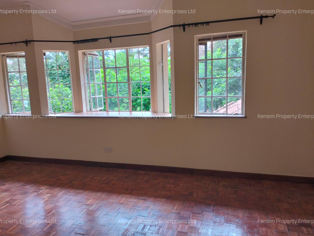 5 Bed Townhouse with En Suite in Rosslyn - 15