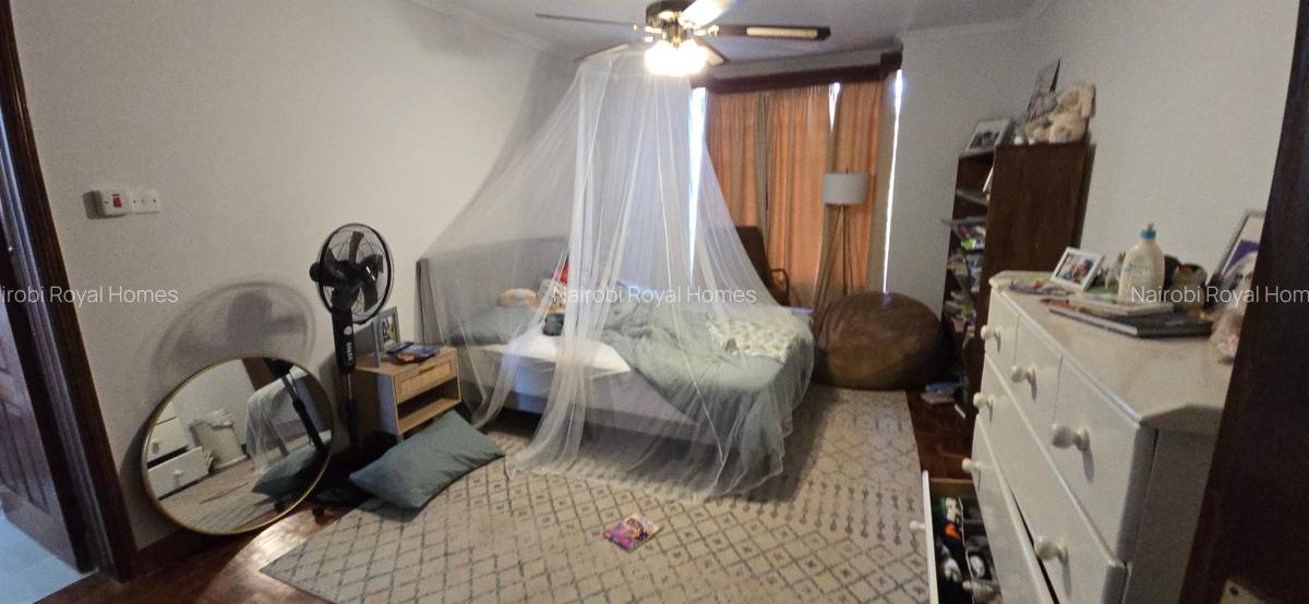 4 Bed Townhouse with En Suite at Rosslyn Heights - 19