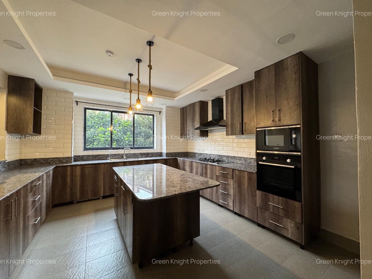 Serviced 4 Bed Apartment with En Suite in Kilimani - 3