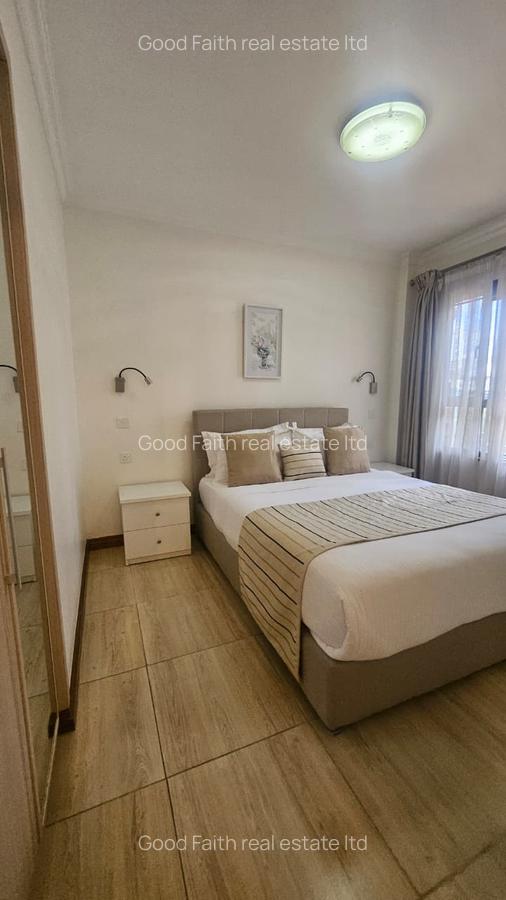 2 Bed Apartment with En Suite in Riverside - 5