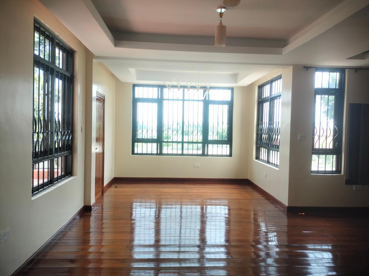 5 Bed Townhouse with Swimming Pool at Few Minutes Drive To Gigiri - 14