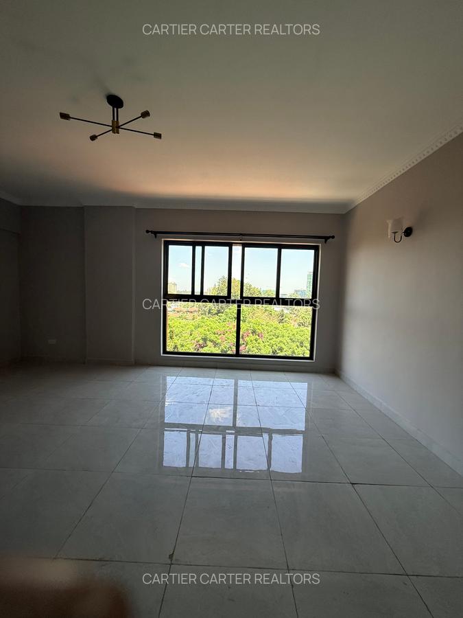 3 Bed Apartment with En Suite at 13 Schoollane - 7