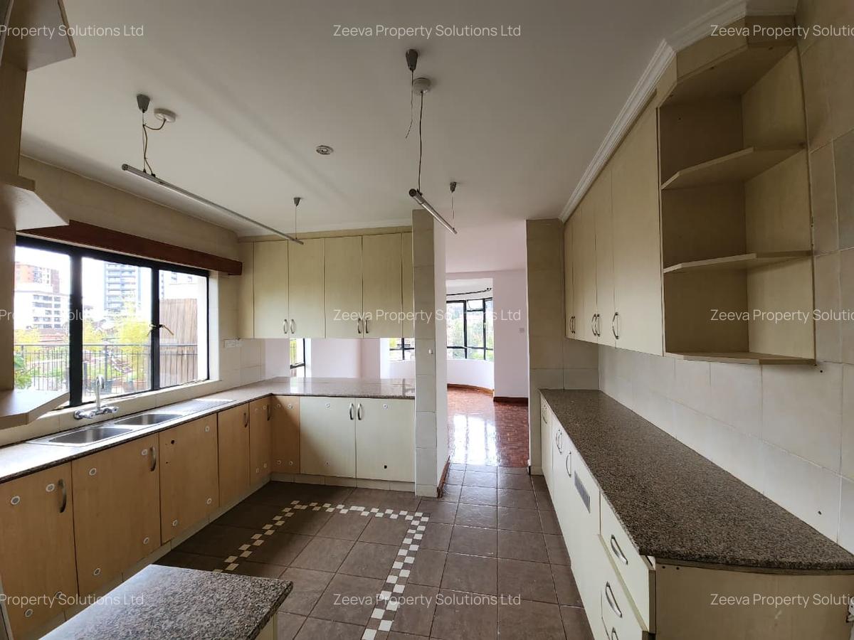 4 Bed Apartment with En Suite in Lavington - 5