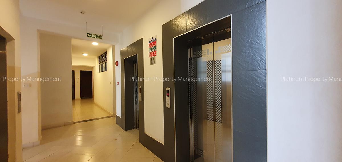 3 Bed Apartment with En Suite in Westlands Area - 18