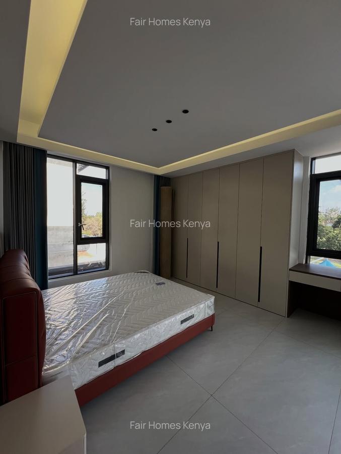 5 Bed Townhouse with En Suite at Lavington Green - 11