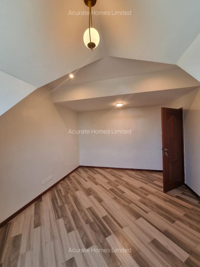 4 Bed Villa with En Suite at Varsity Ville - 11