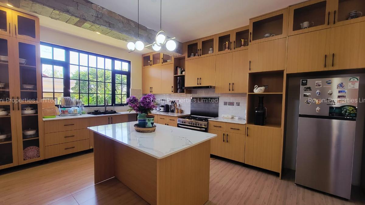 4 Bed House with En Suite in Kiambu Road - 5