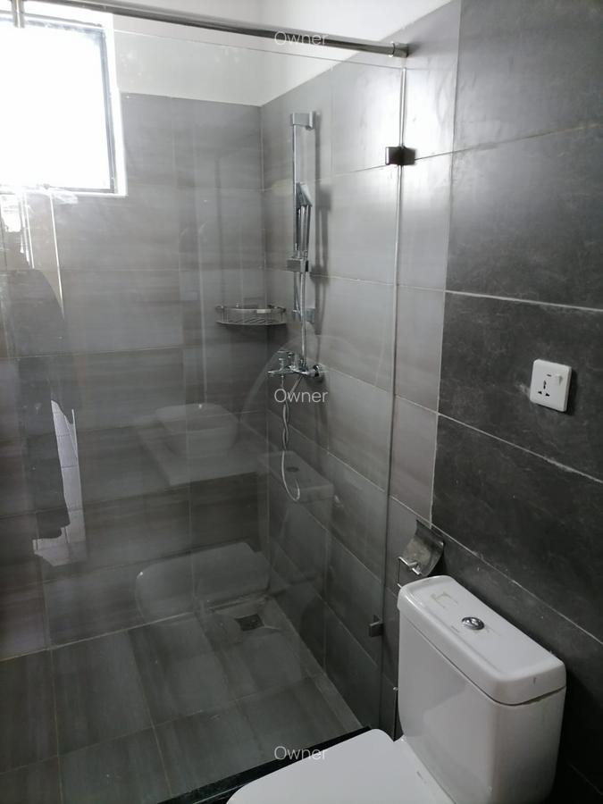 3 Bed Apartment with En Suite at - 5