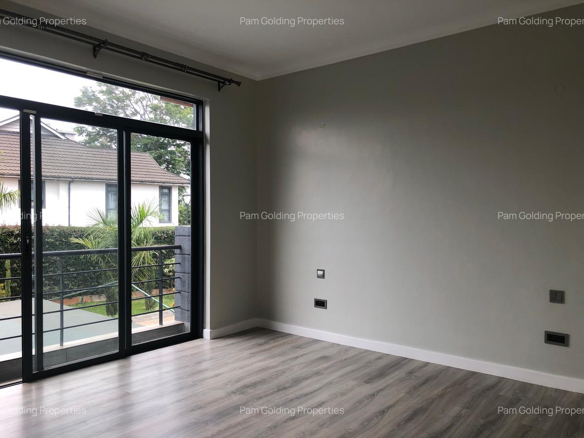 4 Bed Villa with En Suite in Runda - 14