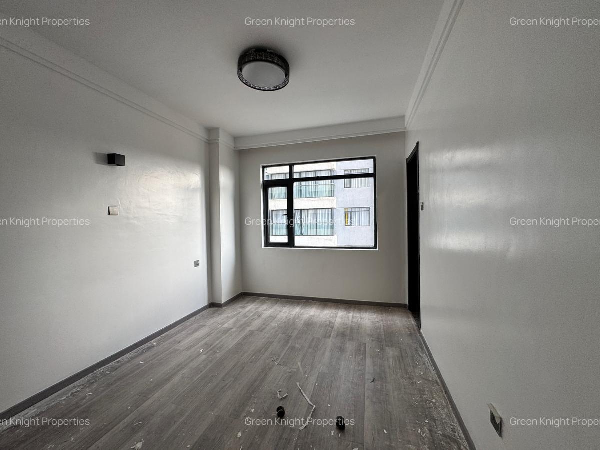 Serviced 4 Bed Apartment with En Suite in Kileleshwa - 17