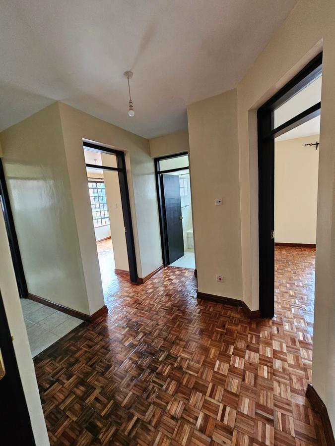 3 Bed Apartment with En Suite at Lavington - 5