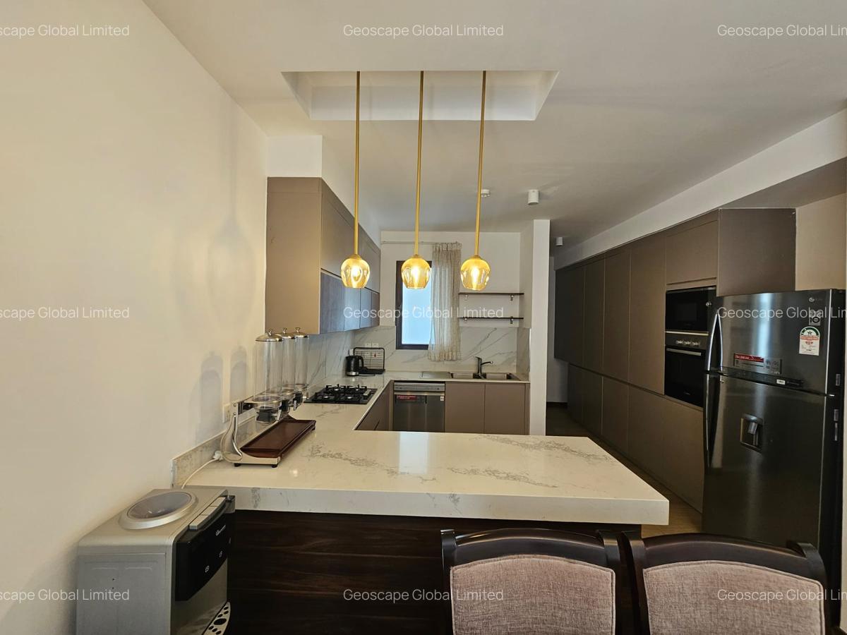 Furnished 3 Bed Apartment with En Suite in Rosslyn - 2