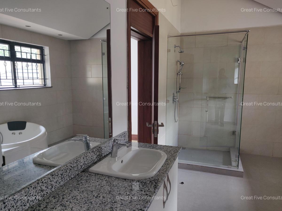 4 Bed House with En Suite in Kitisuru - 13
